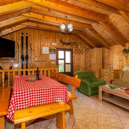 펜션 House With A Swimming Pool Breze, - 20493 노비비노돌스키